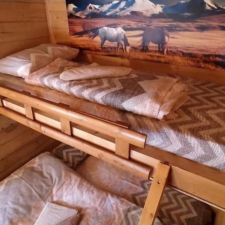 Still Cabin Cetinje Luaran gambar