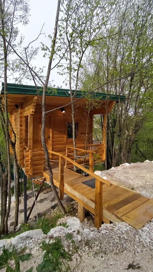 Still Cabin Cetinje Luaran gambar
