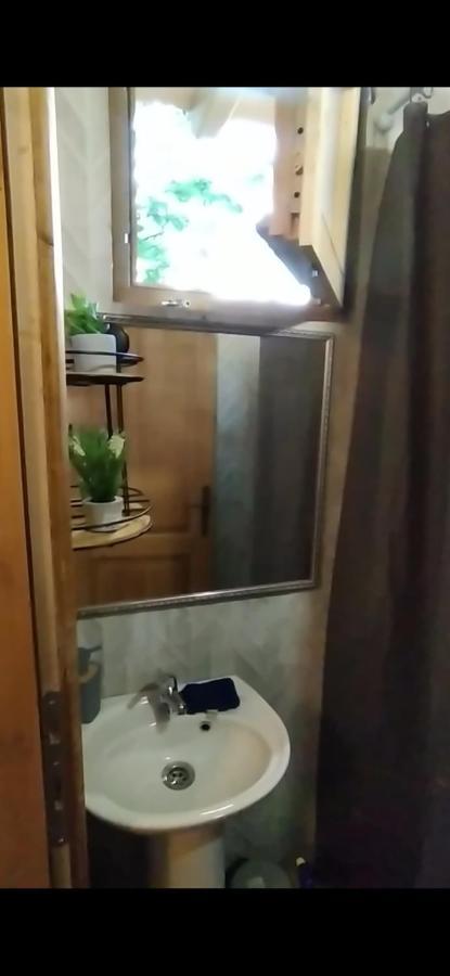 Still Cabin Cetinje Luaran gambar