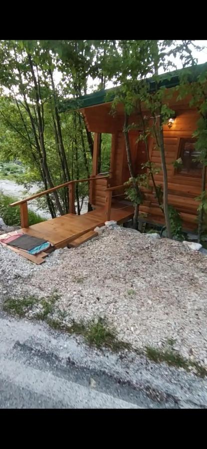 Still Cabin Cetinje Luaran gambar
